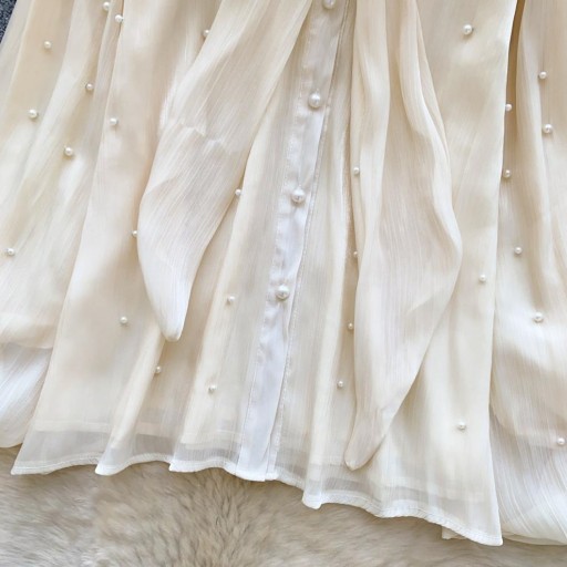 بلوزة أنيقة مزينة باللؤلؤ مع ياقة بربطة Elegant Blouse