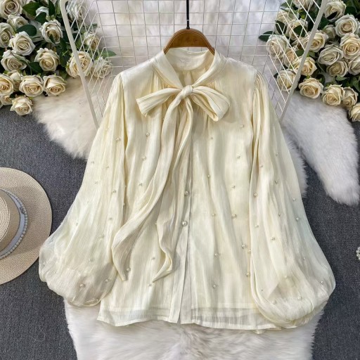 بلوزة أنيقة مزينة باللؤلؤ مع ياقة بربطة Elegant Blouse