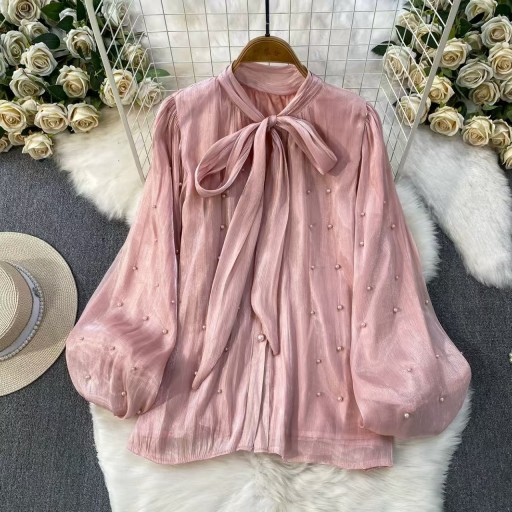 بلوزة أنيقة مزينة باللؤلؤ مع ياقة بربطة Elegant Blouse