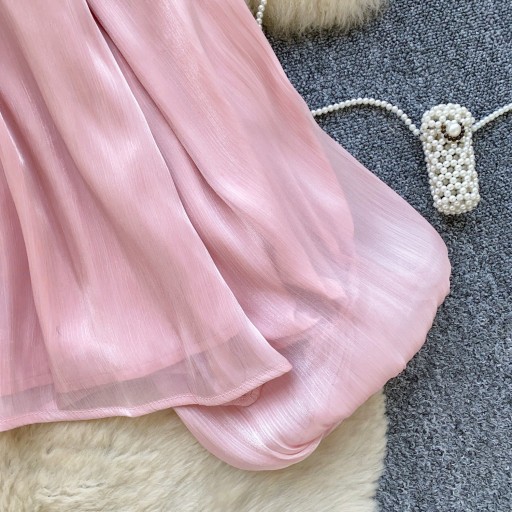 بلوزة أورجانزا أنيقة بتفصيل وردة وتطريز كريستالي Elegant Blouse