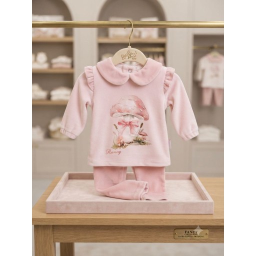تراك بناتي Girls' track