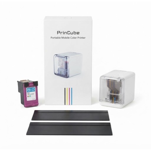 طابعة PrinCube محمولة ملونة للطباعة اليدوية على مختلف الأسطح PrinCube portable color printer for handheld printing on various surfaces.