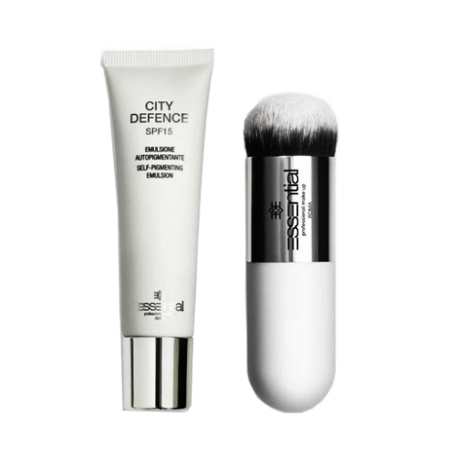 City Defence Self-Pigmenting With Brush مستحلب بتغطية طبيعية للبشرة الداكنة مع فرشاة